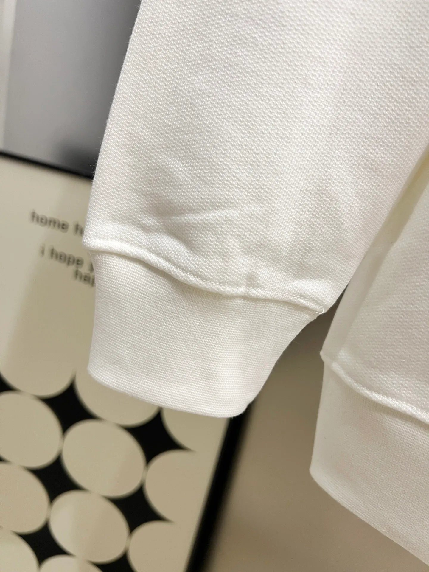 🅿️310 CH Cro 2025 Autumn and Winter New Customized 430g Double Yarn Fabric Round Neck Long Sleeve Sweater Chest Cross Pastel Embroidery Technology Classic Sanskrit Letters Embroidery Pastel + Hardware Design Technology High-end Version! The same loose version for men and women S M L XL XXL five sizes color black white